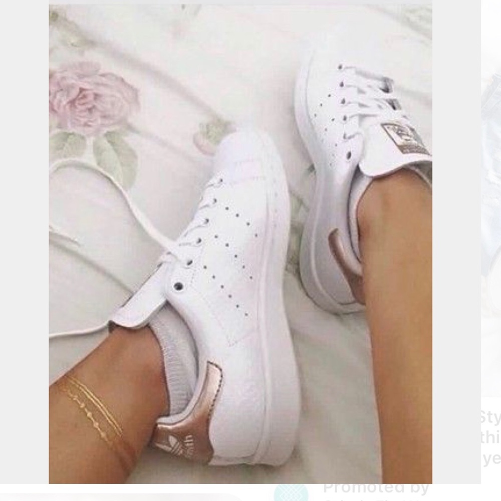 🚫SOLD🚫 NWT Stan Smith Adidas Sneakers